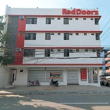 Reddoorz Near Ust Sampaloc Manila
