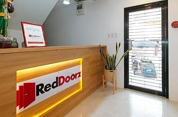 Reddoorz Near Ust Sampaloc Hotel Manila