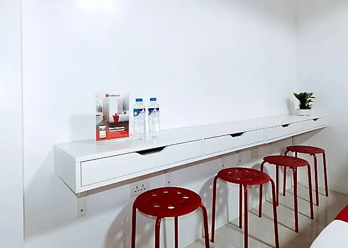 Reddoorz Near Ust Sampaloc *