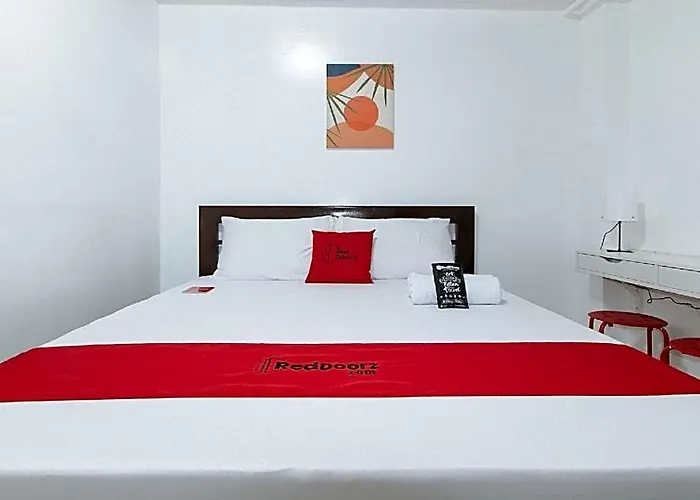 Hotel Reddoorz Near Ust Sampaloc